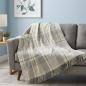 Preview: Kuscheldecke "Fringes" in weiß / grau, 150x200 cm, 70% Baumwolle, hochwertige Wohndecke, Sofadecke, Couchdecke