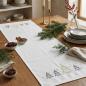 Preview: Tischläufer "Weihnachtsbäumchen" in weiß, 40x140 cm, Mitteldecke bestickt mit Tannenbäumen in gold & anthrazit