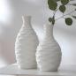 Preview: 2x Dekovase "White" aus Porzellan, creme-weiß, 24 + 28 cm hoch, Blumenvase, Vasen-Set, Tischvase
