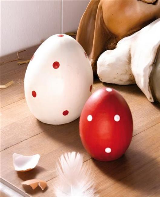Preview: 4 Dekoeier "Pünktchen" aus Terracotta, rot / weiß, 7 + 10 cm hoch, Osterdeko, Ostereier-Set