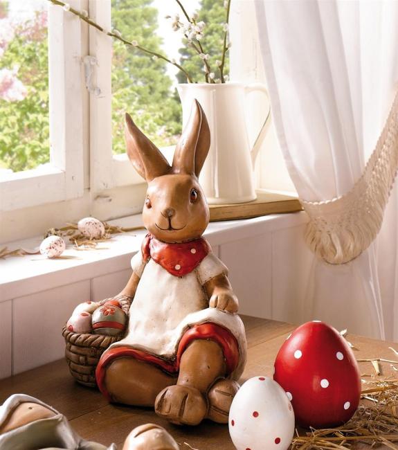 Deko-Häsin "Ruhepause" aus Kunststein, 31 cm hoch, Osterhase