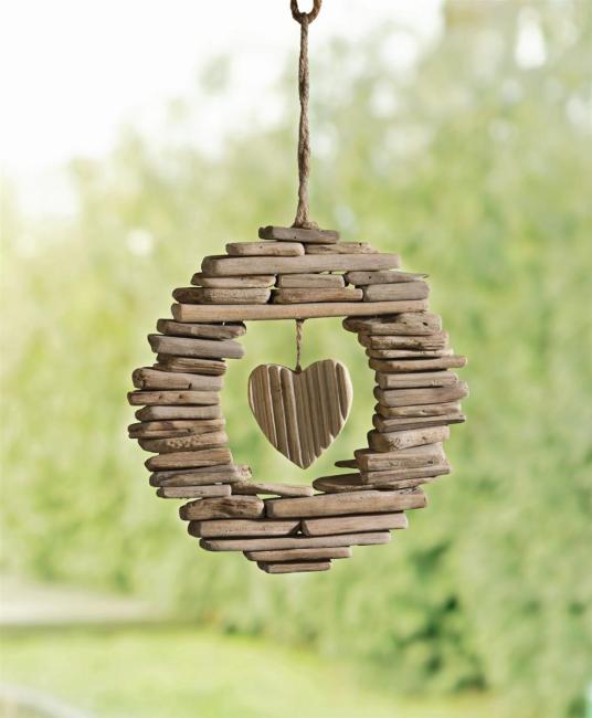 Dekohänger "Herz" aus Treibholz im Landhaus Stil, Holzkranz, Fensterdeko, Hängedeko für Drinnen & Draußen, Gartendeko