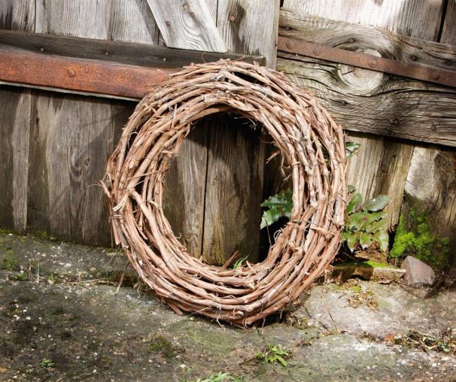 Preview: Naturkranz "Rustikal" aus Rattan, Ø 50 cm, Wandkranz, Türkranz