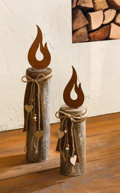 2x Dekosäule "Flammendes Herz" aus Holz, rustikal, Holzsäule mit Metall Flamme in Rost Optik, Kerze, Kerzensäue, Deko Windlicht
