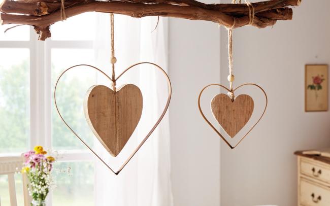 2x Dekohänger "Herz" aus Metall in Rost Optik & Treibholz, Fensterschmuck, Hängedeko, Hochzeitsdeko, Wanddeko
