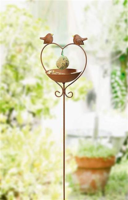 Preview: Vogeltränke "Herz" aus Metall in Rost Optik, 115 cm hoch, Gartenstecker, Dekostecker, Gartendeko für Draußen