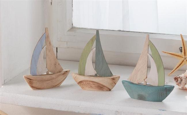 Preview: 3 Mini Segelboote aus Holz, 10x12 cm, maritime Deko, Segelschiff, Dekoboot, Holzschiffchen