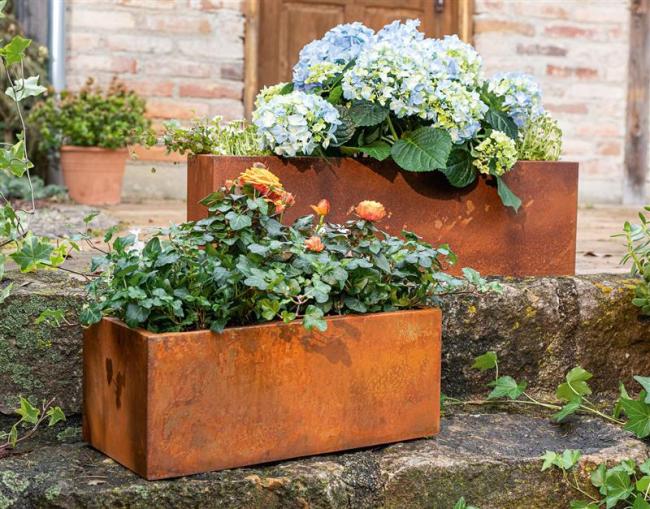 Preview: 2x Pflanzkasten aus Metall mit Rost Finsih, Outdoor Blumenkasten, Pflanzkübel, Hochbeet, Gartendeko für Außen