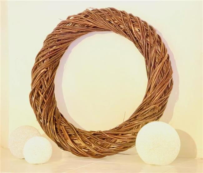 Preview: großer Reisigkranz Ø 47 cm, Dekokranz für Drinnen & Draußen, Türkranz, Naturkranz, Wandkranz