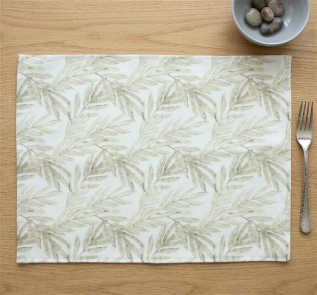 Preview: 4x Platzmatte "Zweige" weiß / braun, 44x33 cm, Platzset, Tischset
