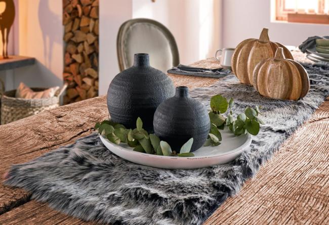 2 Vasen "Noir" aus Zement in schwarz, Kugelform, Kugelvase, Betonvase, Vasenset
