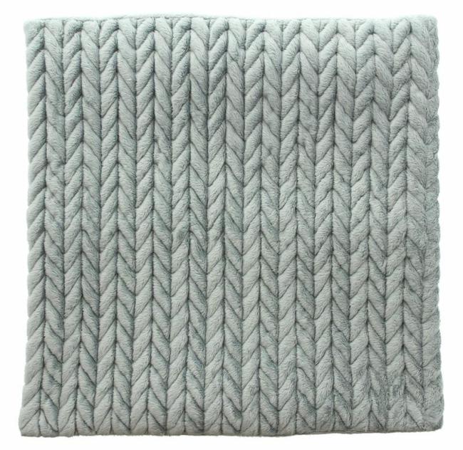 Preview: Kissenhülle "Zopfmuster" in grau, 45x45 cm, samtig weich, Kissenbezug mit Strickmuster, Zierkissenbezug