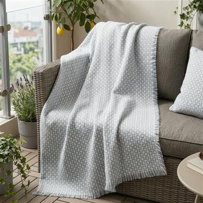 Preview: Webdecke "Ikarus" mit Fransensaum, extra weich, creme / blau / grau, Kuscheldecke, Sofadecke