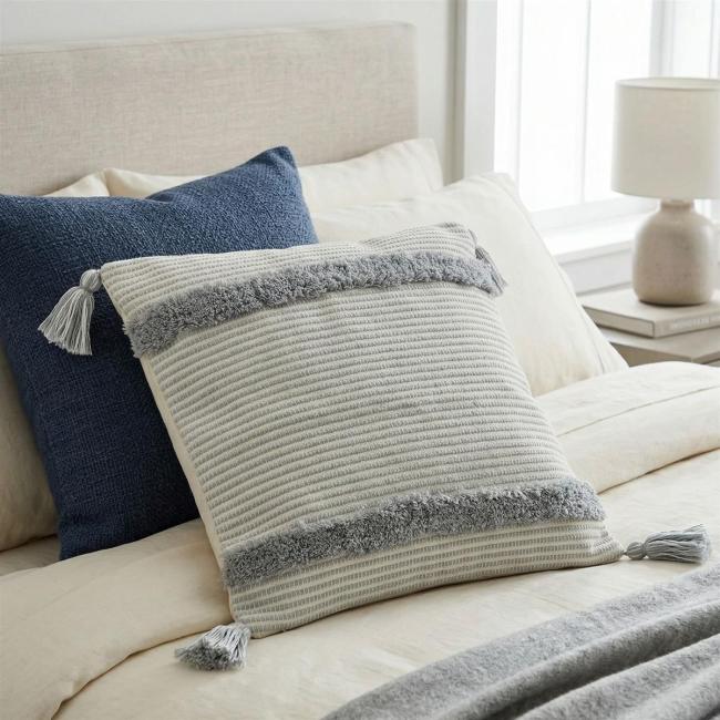 Kissenhülle "Stipes" mit Quasten 45x45 cm, creme / blau, Kissenbezug, Zierkissenbezug
