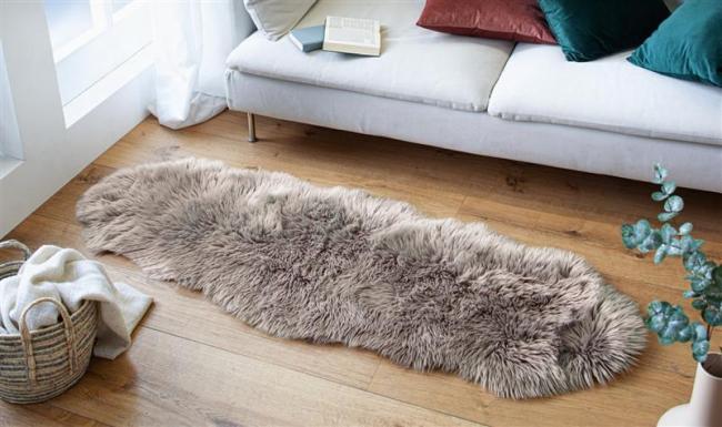 Preview: Kunstfell "Light" in taupe, 60x180 cm, Dekofell, Teppich, Läufer