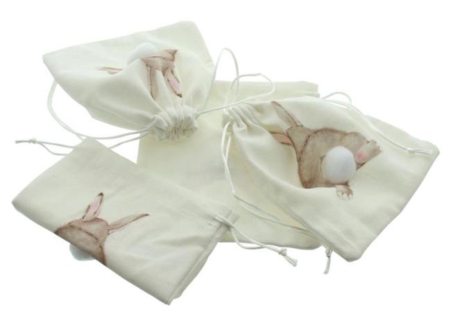 4x Geschenkbeutel "Puschel" aus Baumwolle, creme, mit Hasenmotiv und Zugband, 15x17 cm