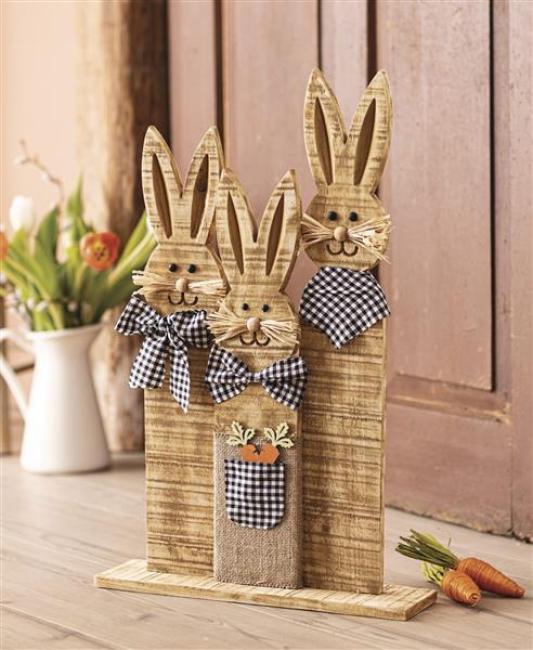 Preview: Osterdeko Hasentrio "Karo-Look" aus Holz, Shabby Optik, 58 cm hoch, Osterhasen, Dekofigur