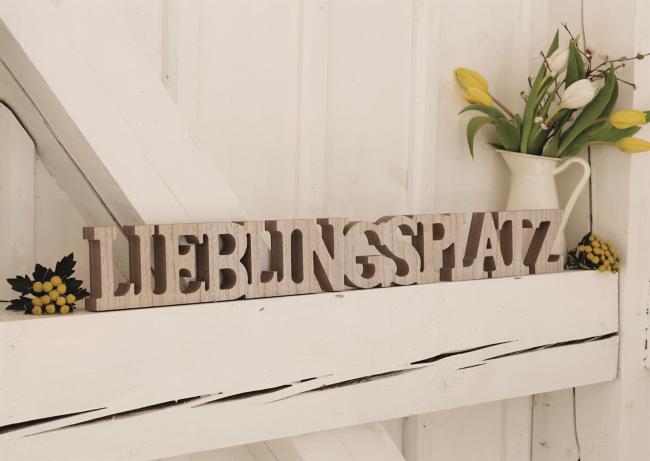 Schriftzug "Lieblingsplatz" aus MDF in Holz Optik, 75 cm lang, Holzbuchstaben