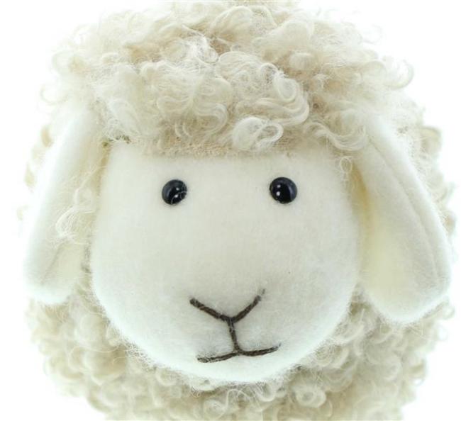 Dekofigur Schaf "Wolli" aus Filz & Textil, beige, 26 cm lang, Schäfchen, Osterdeko, Lamm
