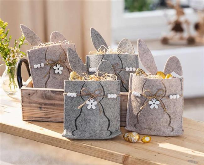 Preview: 4x Filzbeutel "Osterhase", grau & beige, Filz aus recyceltem PET, Geschenbeutel, Osterdeko, Geschenktasche