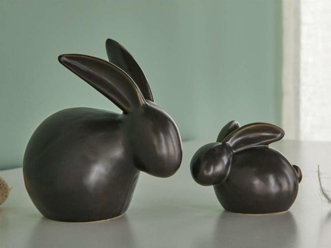2x Dekofigur Hase "Black" aus Porzellan, mattschwarz, 7 + 12 cm hoch, Osterdeko, Osterhase, Hasenfigur