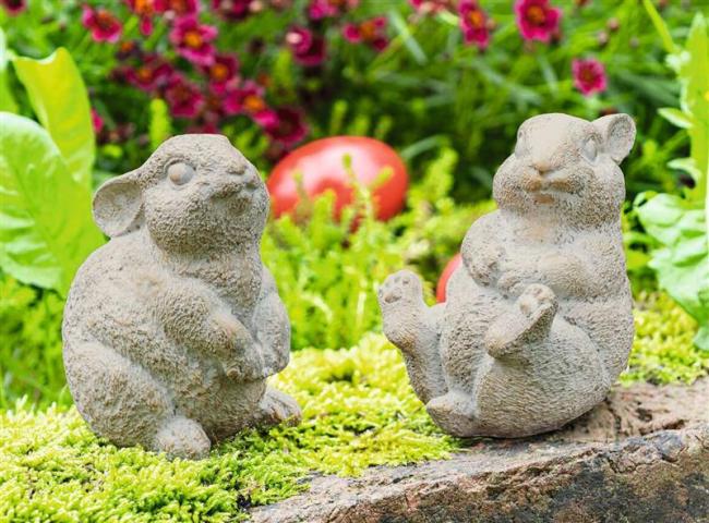Preview: 2x Dekofigur Hase "Stone" aus Zement, grau mit Gold Finish, 10 cm hoch, Osterhase, Osterdeko, Gartendeko für Draußen