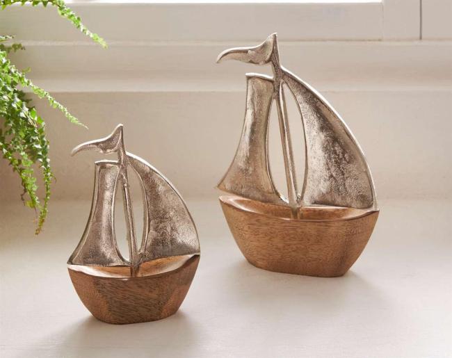 2x Dekofigur "Segelboot" aus Aluminiumguss & Mango Holz, maritime Deko, Segelschiff, Dekoboot, Holzschiffchen