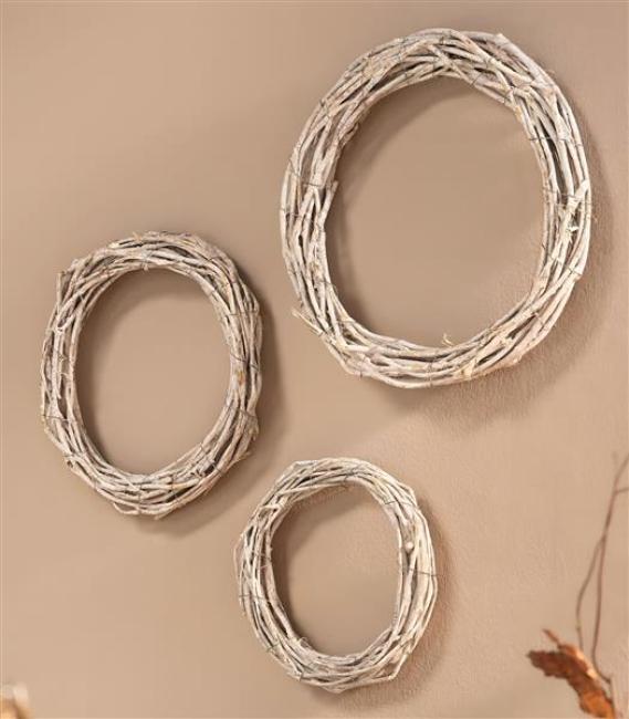 Preview: 3x Dekokranz "White" aus Rattan, weiß, Holzkranz, Rattankranz, Kranz Rohling 20 + 25 + 30 cm