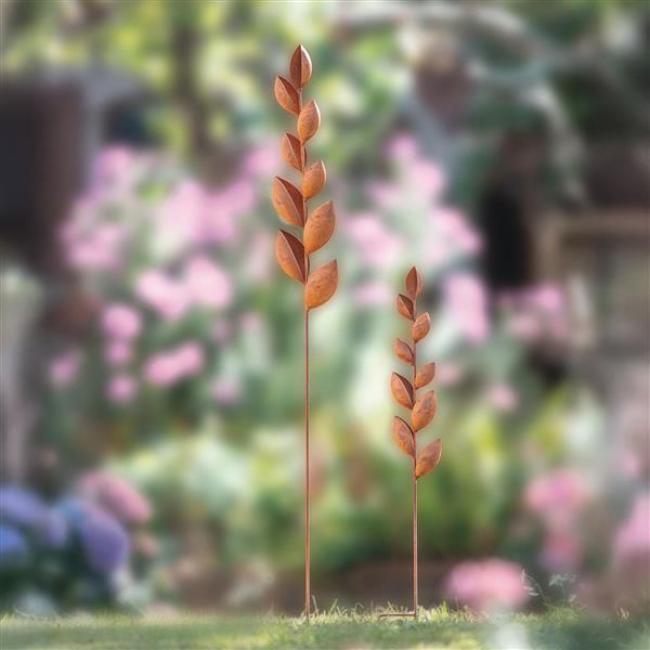 Preview: 2x Gartenstecker "Blätter" aus Metall mit Echt Rost Finish, 67 + 105 cm hoch, Dekostecker, Roststecker, Outdoor Gartendeko für Draußen