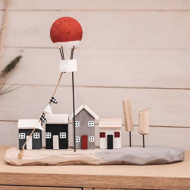 Dekoobjekt "Promenade" aus Holz mit Heißluftballon, maritime Sommerdeko in natur grau weiß, Holzdeko