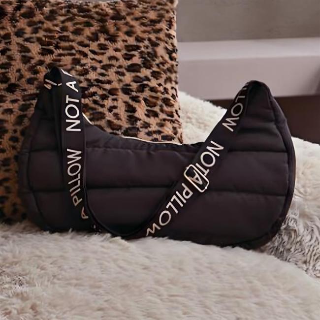 Handtasche "Not a Pillow" schwarz, 36x11x22 cm, klein, Schultertasche, Tragetasche, Umhängetasche