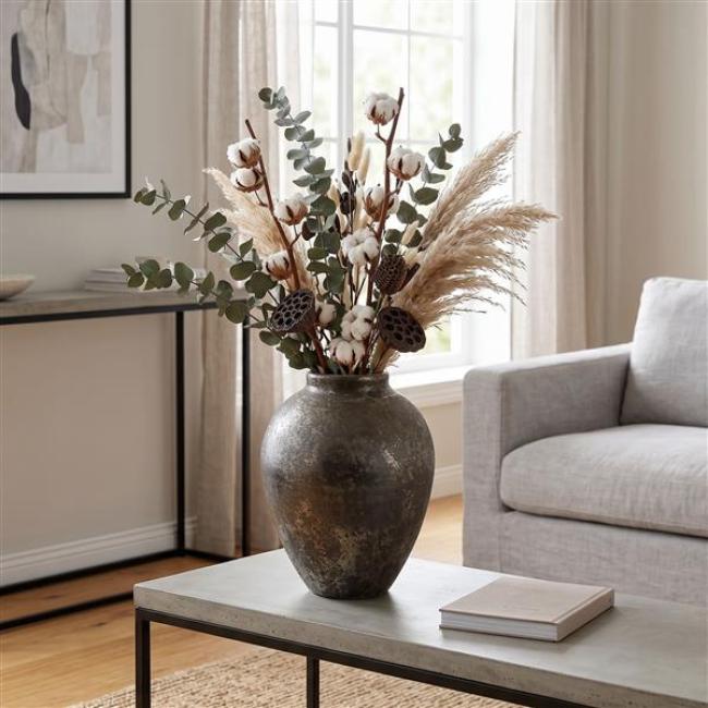 Preview: Dekovase "Metallic" aus Metall, mit Antik Finish in Gold, 23 cm hoch, Vase für Trockenblumen, Blumenvase, Tischvase für Zweige & Äste