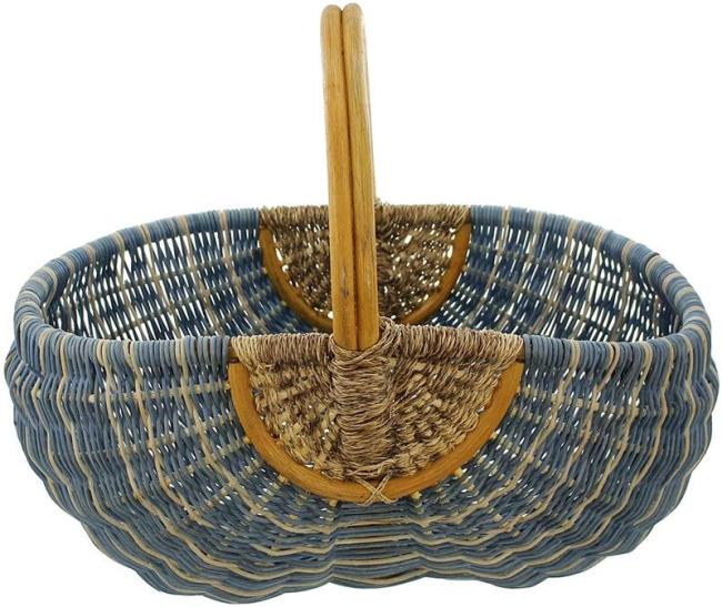 Preview: großer Einkaufskorb aus Rattan, blau / natur, Flechtkorb, Rattankorb, Tragekorb