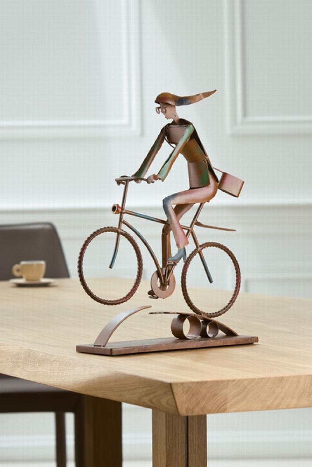 Gilde Design Skulptur "Cycling Girl", Metall, rost, Radfahrer Dekofigur, Statue