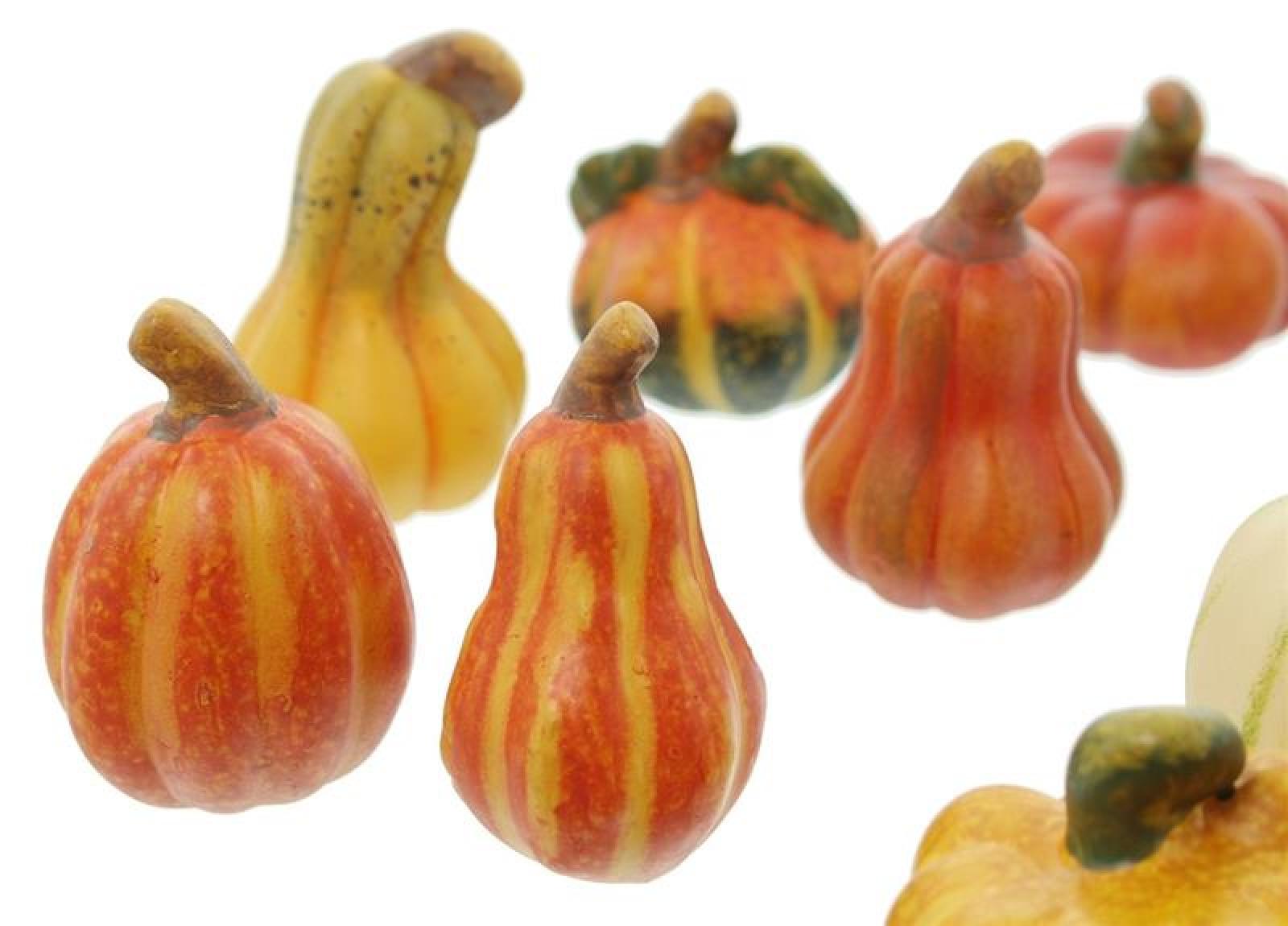 12 kleine Deko Kürbisse aus Terracotta, Halloweendeko, Herbstdeko, Tischdeko