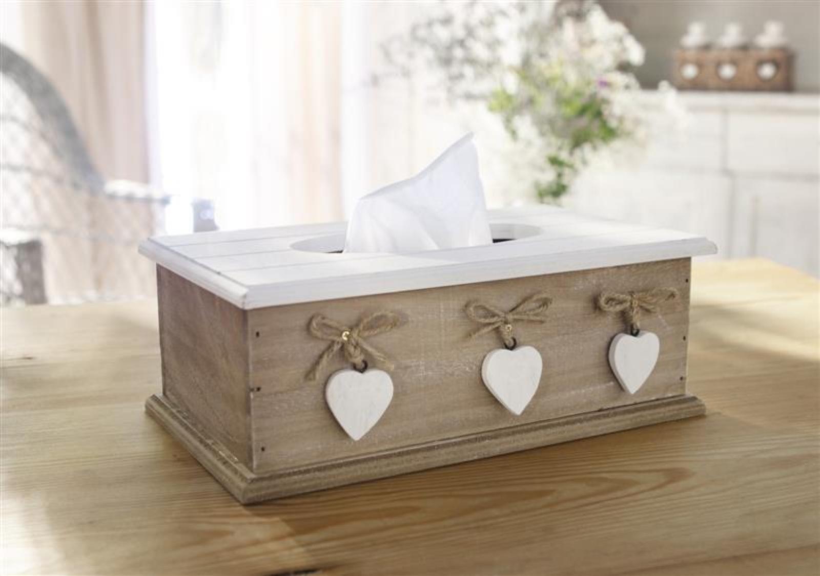 Tissue Box "White Heart" aus Holz, weiß, im Landhaus Stil, Feuchttücherspender, Kosmetiktücherbox