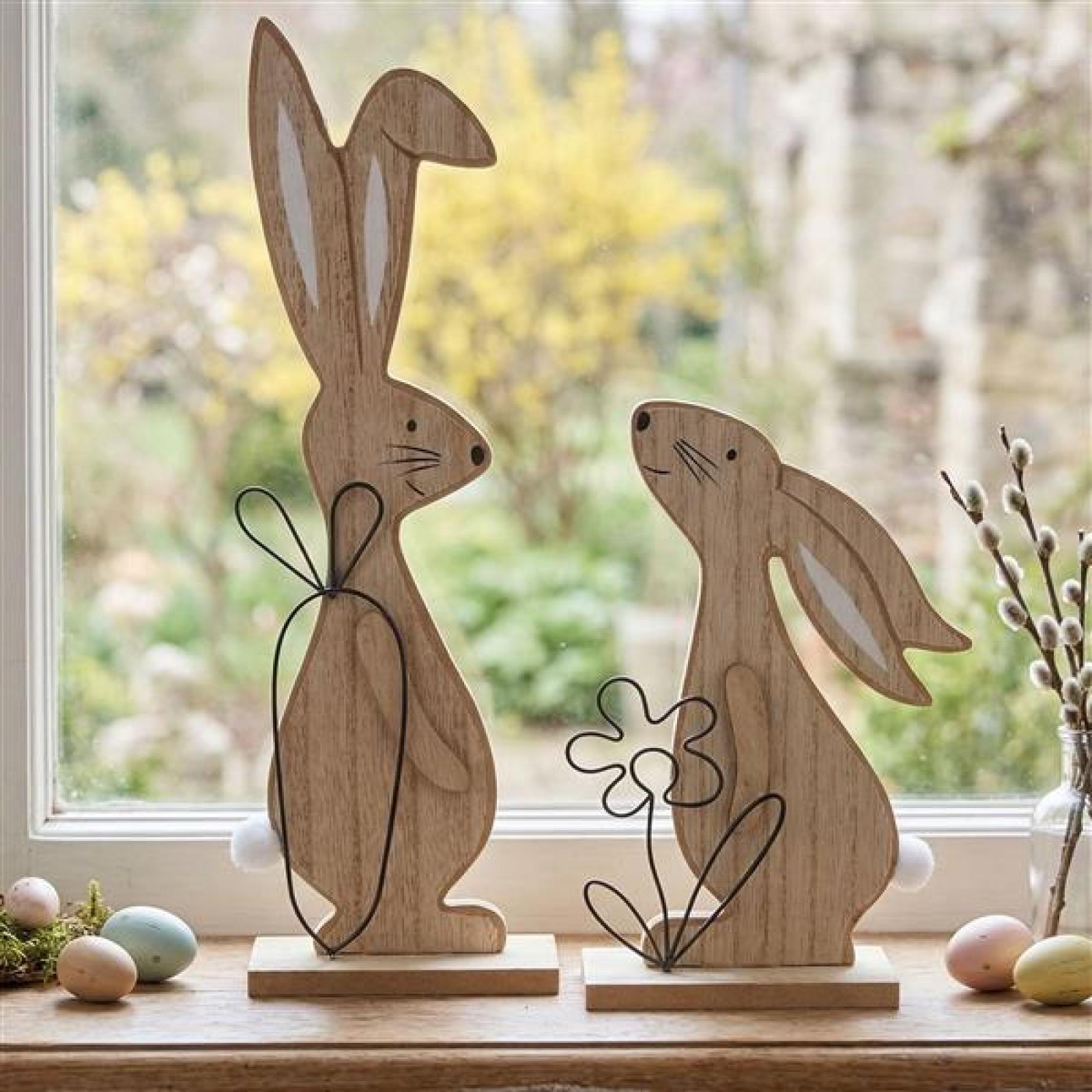 2x Dekofigur Hase "Natur" aus MDF, bemalt, mit Metall Deko schwarz, Osterdeko, Osterhase, Hasendeko