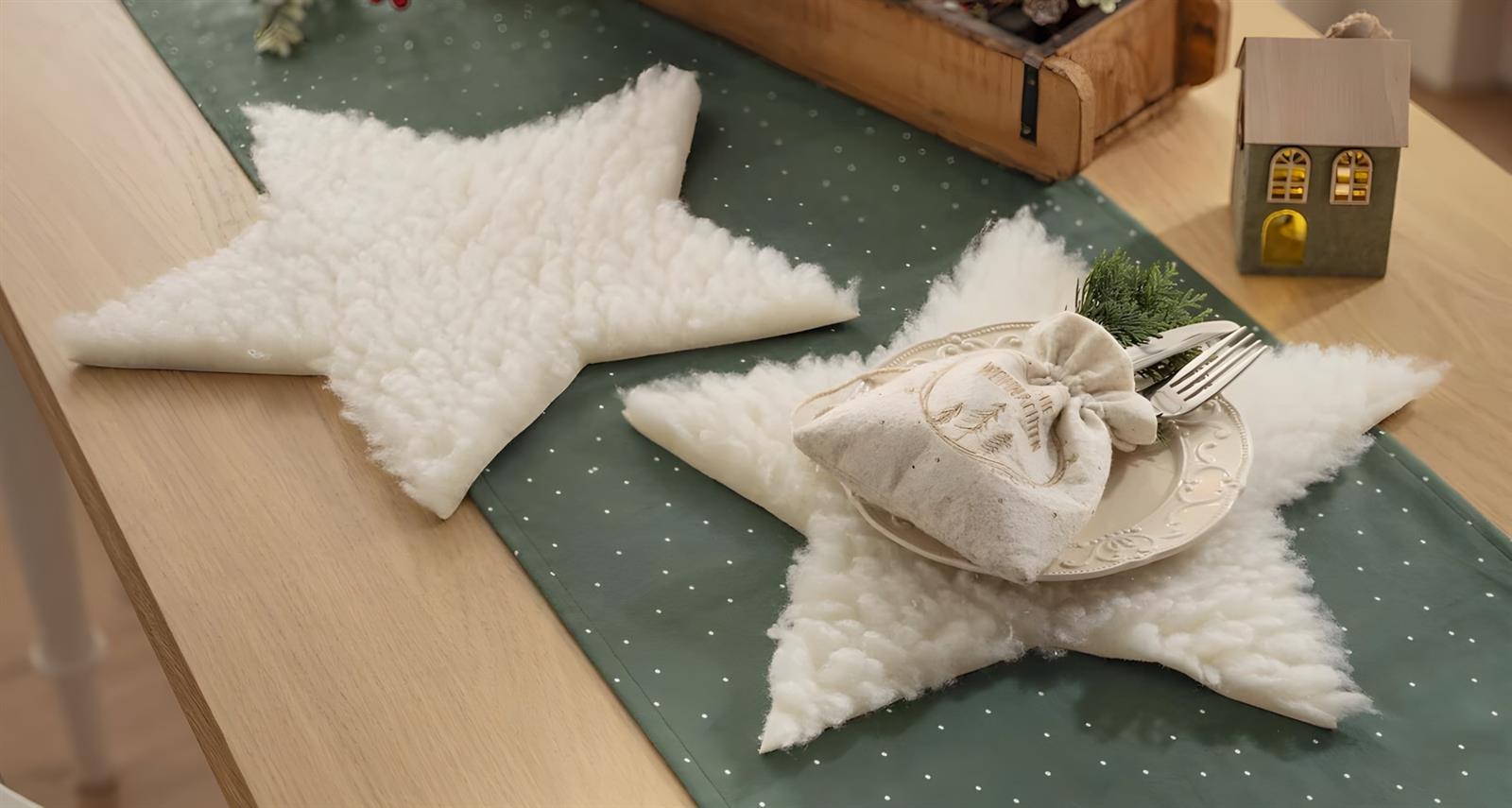 2x Dekofell "Stern" in creme, Ø 40 cm, Kunstfell, Tischdeko, Sitzauflage