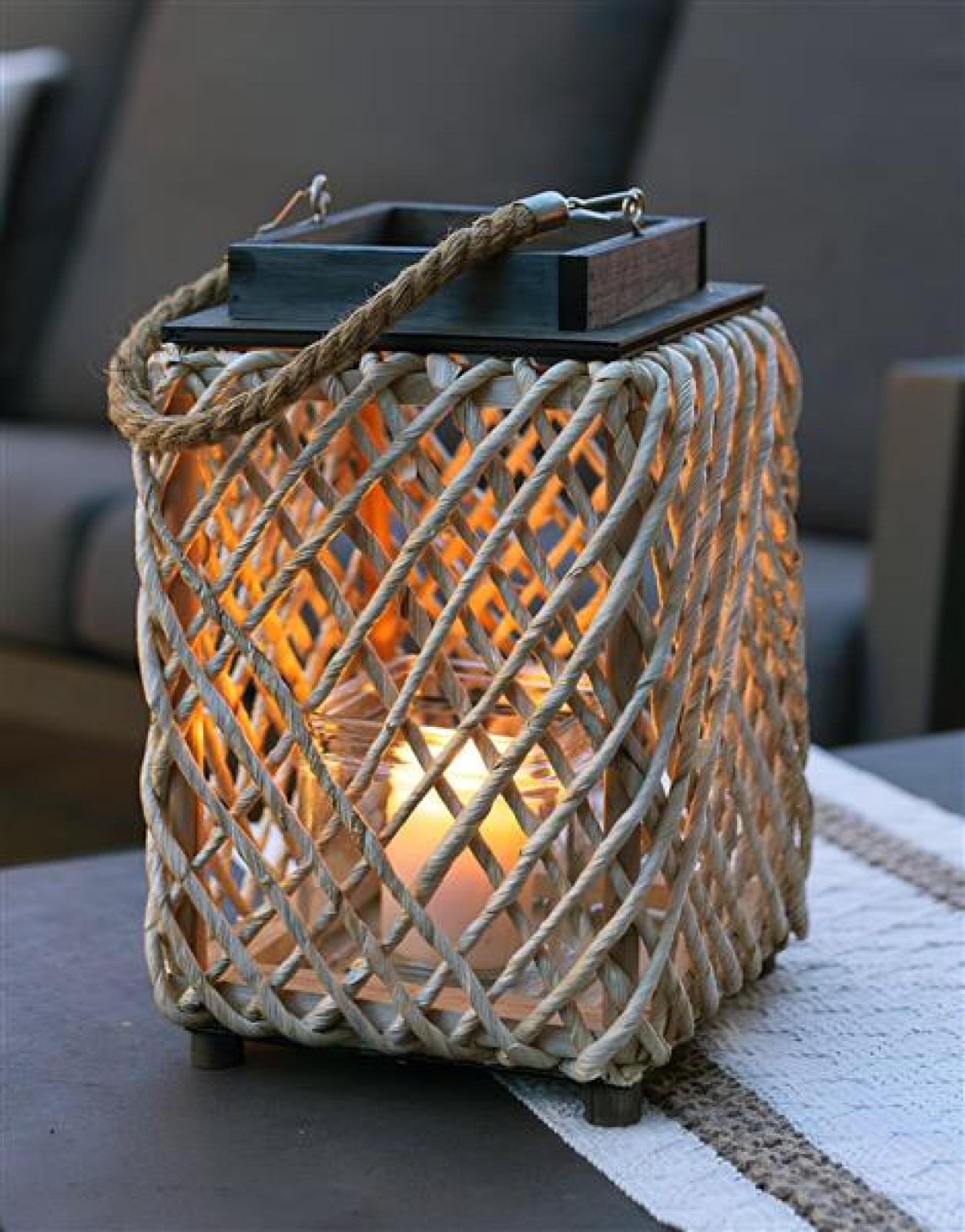 Laterne "Sincere" aus Holz, schwarz & Maisstroh, Windlichtglas, Holzlaterne, Kerzenhalter