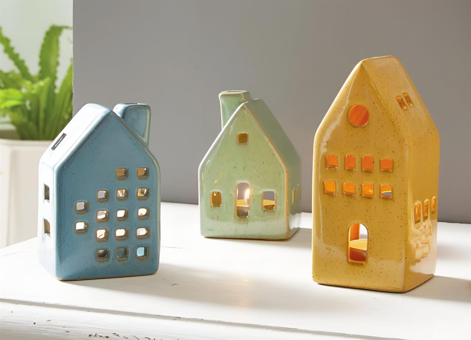 3x Teelichthalter "Häuser" aus Porzellan, Haus in gelb, grün & blau, Räucherhäuschen, Dekohaus