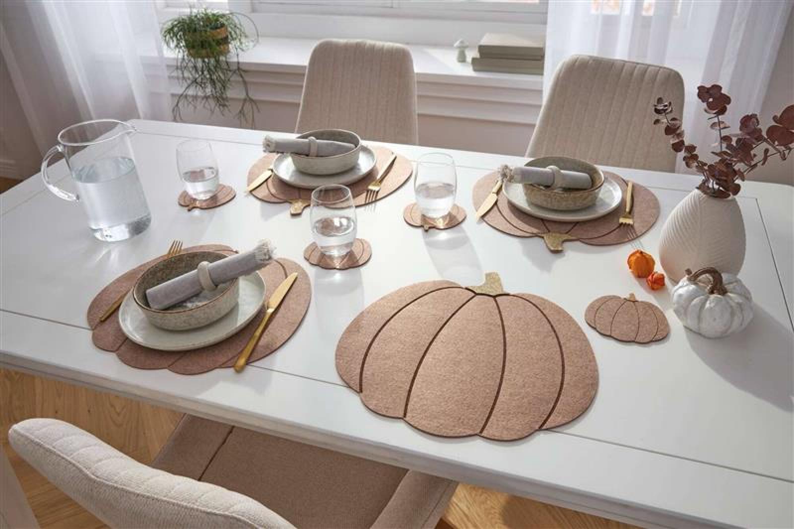 8tlg. Tischset "Kürbis" Platzsets aus Filz, beige, 4 Platzdeckchen + 4 Untersetzer, Herbst Halloween Deko, Tischdeko