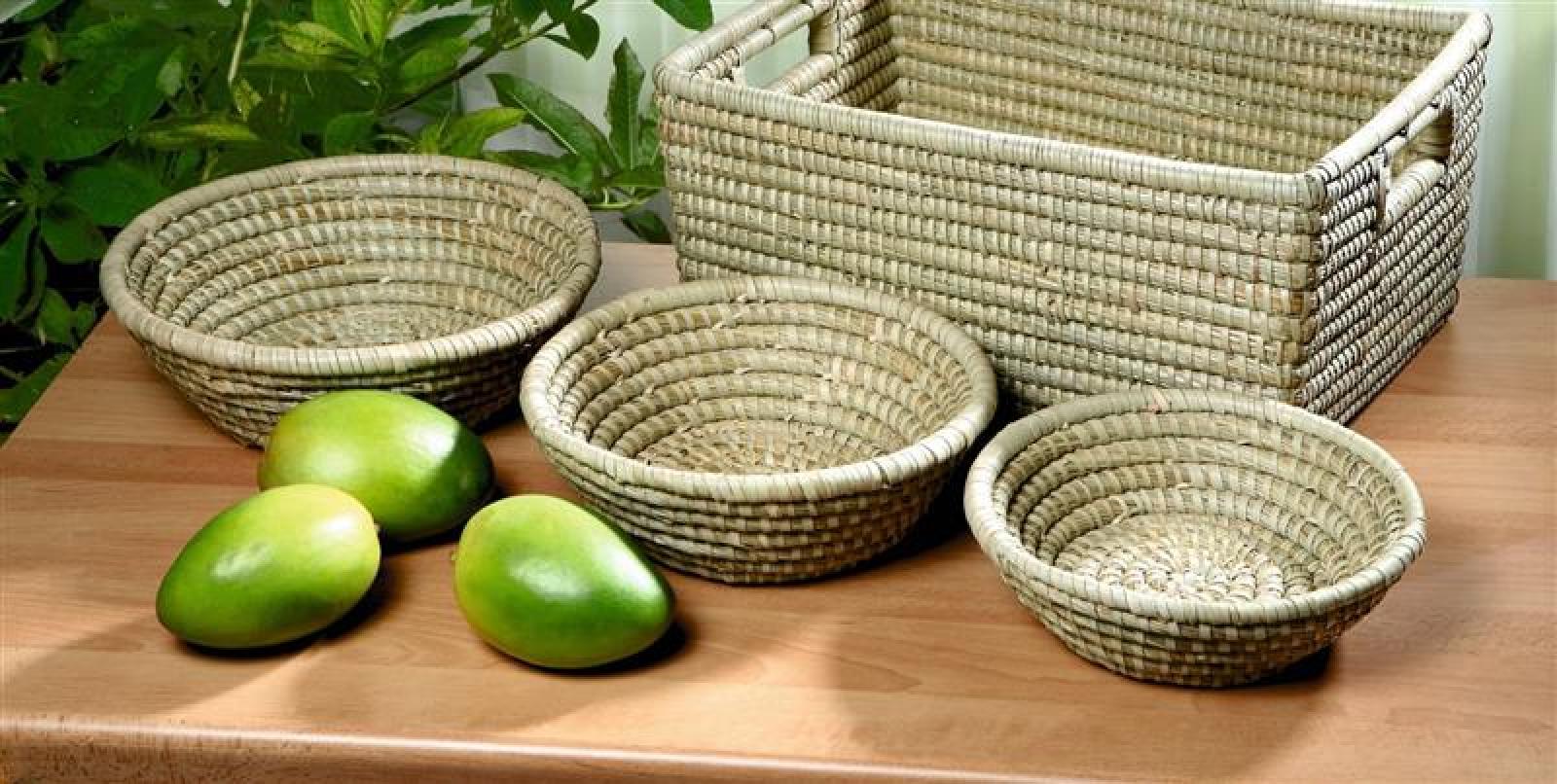 3 Schalen "Natur" aus Seegras, Obschale, Dekoschale